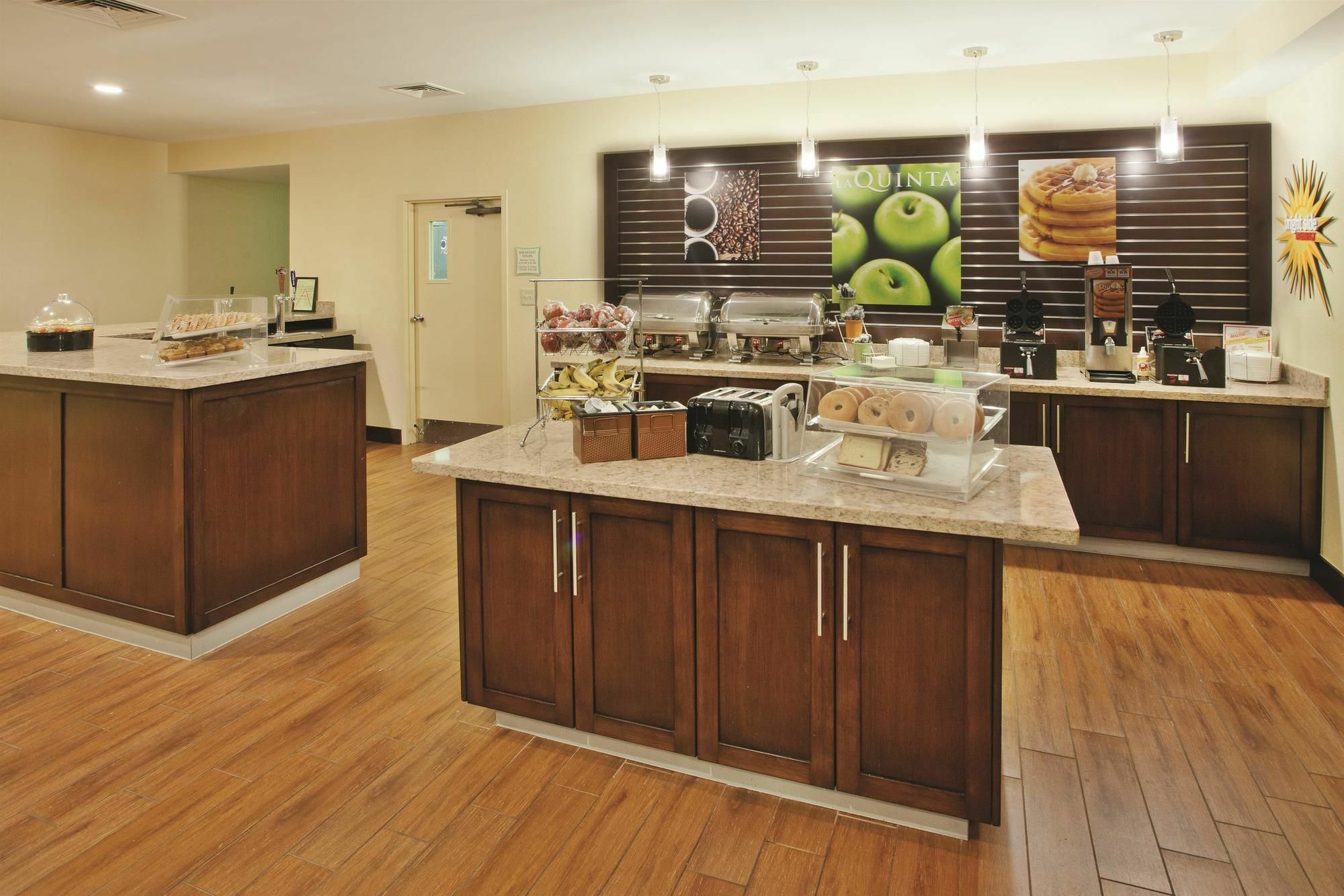 מלון Wingate By Wyndham Valdosta/Moody Afb מראה חיצוני תמונה